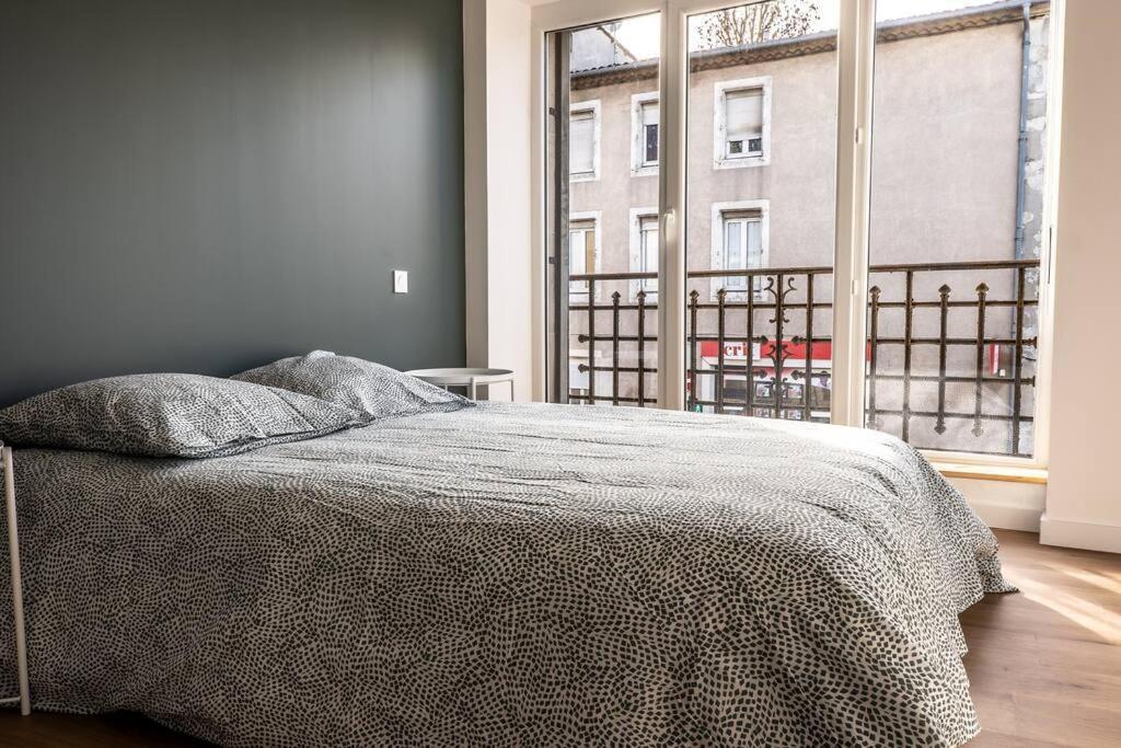 T2 Le Miredames Apartment กัสทร์ ภายนอก รูปภาพ
